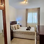 Urban 2br - Pool - Boliches Fuengirola