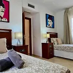 Apartmán Urban 2br - Pool - Boliches *